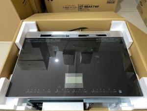 Bếp từ 3 vùng nấu Hitachi HT-N8KTWF
