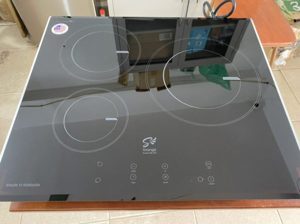 Bếp từ ba Smaragd ISB399