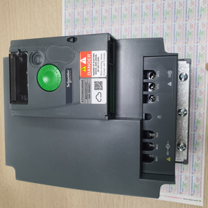 Biến tần Schneider ATV310HU40N4E