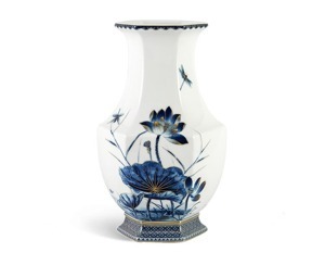 Bình hoa Lộc Phát 28 cm – Sen Vàng Nền Trắng