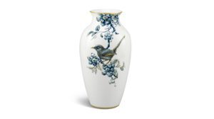 Bình hoa Minh Long Chim Chích Chòe và Quả Quất 27cm