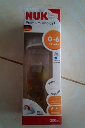 Bình sữa PA Nuk núm silicone S1-M NU21473 - 300ml