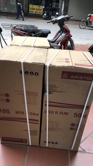 Bình nóng lạnh gián tiếp Ariston Pro R 50 SH - 50 lít, đứng