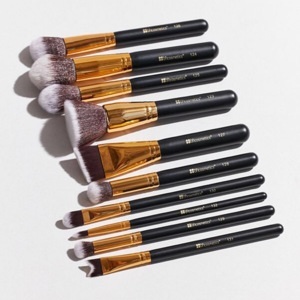 Bộ 10 Cọ BH Cosmetics Sculpt And Blend 2 – 10 Piece Brush Set