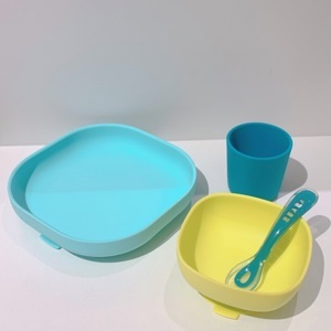 Bộ ăn dặm Silicone đế hít không đổ Béaba Neon Blue