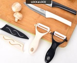 Bộ dao có nắp đậy 5  và dao bào bằng sứ Lock&Lock Cookplus CKK502