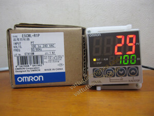 Bộ điều khiển nhiệt độ Omron E5CWL-R1P