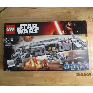 Bộ đồ chơi lắp ráp Lego 75140 mô hình Tàu Bay Thiết Giáp Của Đội Quân Kháng Chiến