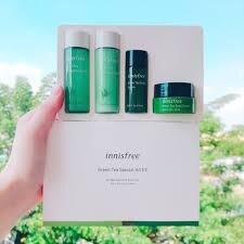 Bộ dưỡng da trà xanh mini Innisfree Green Tea Balancing Special Kit