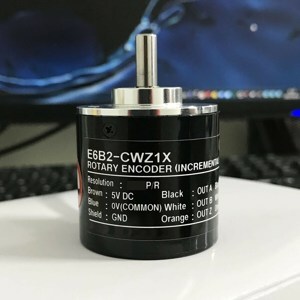 Bộ mã hóa Omron E6B2-CWZ1X 1000P/R 2M