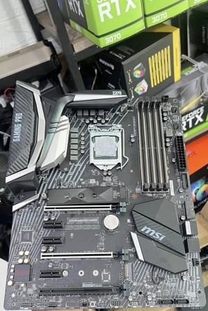 Bo mạch chủ - Mainboard MSI Z370 Gaming Pro Carbon LGA1151V2