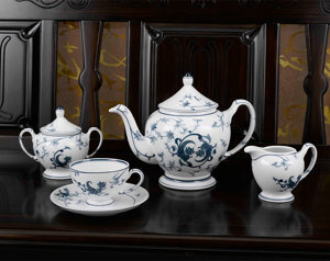 Bộ trà 1.3L Hoàng Cung Lạc Hồng 01134020803 Minh Long