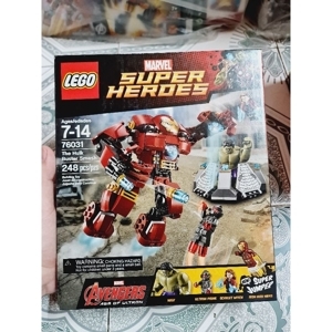 Bộ xếp hình The Hulk Buster Smash Lego Super Heroes 76031