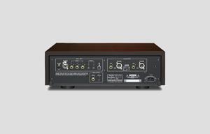 Bộ xử lý tín hiệu Accuphase DC-950