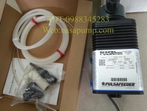 Bơm định lượng hóa chất Pulsafeeder Pulsatron LD03 S2