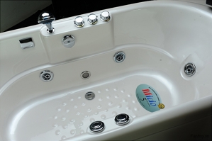 Bồn tắm Massage chất Acrylic Fantiny Micio MMA-180MS