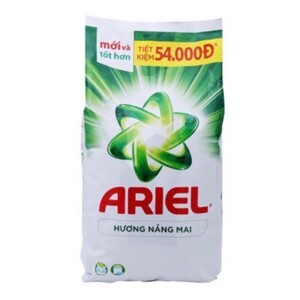 Bột giặt Ariel Hương Nắng Mai 5.5kg