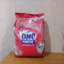 Bột giặt OMO Matic cho máy giặt cửa trên dạng hộp 3kg