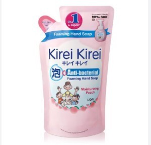 Bọt rửa tay Kirei Kirei hương đào 200ml