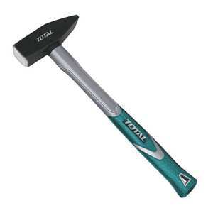 Búa đinh đầu dẹp và vuông 500g Total THTMH5006