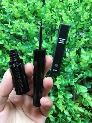 Bút kẻ mắt nước đen tuyền, đầu bút cực mảnh - Ohui Liquid eyeliner