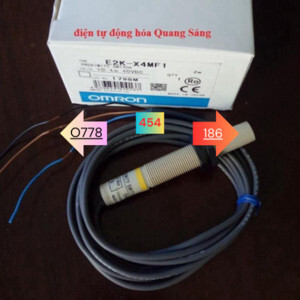 Cảm biến điện dung Omron E2K-X4MF1