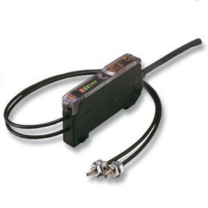 Cảm biến quang Omron E32-DC200