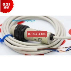 Cảm biến quang Omron E3F3-D31