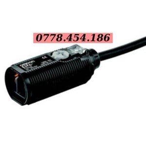 Cảm biến quang Omron E3FA-DN11