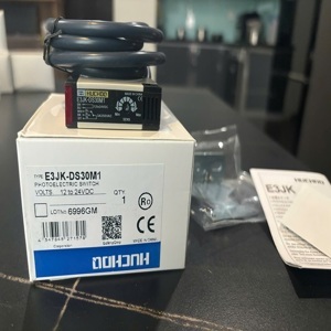 Cảm biến quang Omron E3JK DS30M1