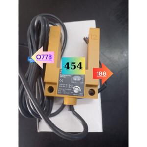 Cảm biến quang Omron E3S-GS3E4