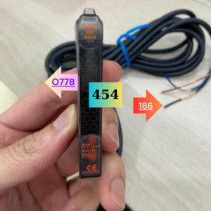 Cảm biến quang Omron E3X-DA11-S 2M