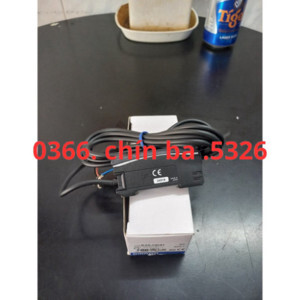 Cảm biến sợi quang Omron E3X-HD41 2M