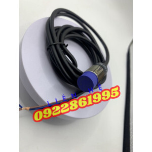 Cảm biến tiệm cận Autonics PRDL18-7DP2