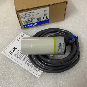 Cảm biến tiệm cận điện dung Omron E2K-C25ME1