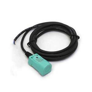 Cảm biến tiệm cận Hanyoung UP18S-5TA