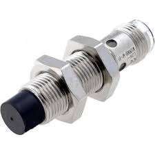 Cảm biến tiệm cận Omron E2B-M12KN05-M1-C1