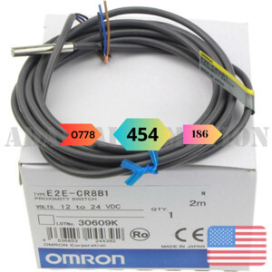 Cảm biến tiệm cận Omron E2E-CR8B1