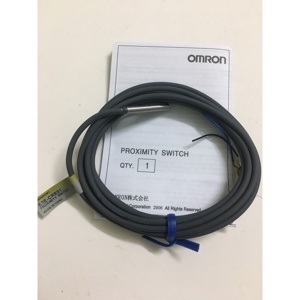 Cảm biến tiệm cận Omron E2E-CR8B1