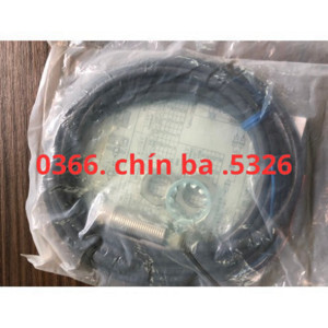 Cảm biến tiệm cận Omron E2E-X5MF2 2M