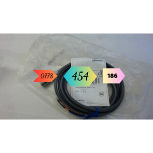 Cảm biến tiệm cận Omron E2E-X5E1 2M