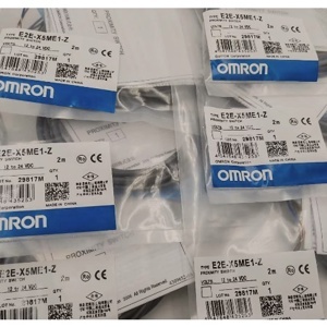 Cảm biến tiệm cận Omron E2E-X7D1-N