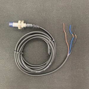 Cảm biến từ Hanyoung Tròn 3 dây UP-12RM2NA