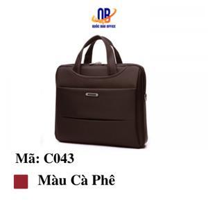 Cặp học sinh C143