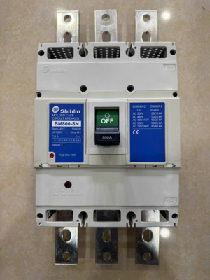 Cầu dao BM800-SN 3P 800A