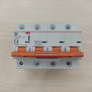 Cầu dao CB tép (MCB) BKH4P-80A,10KA