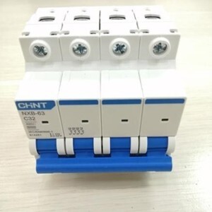 Cầu dao Chint NXB-63 4P C32 6kA