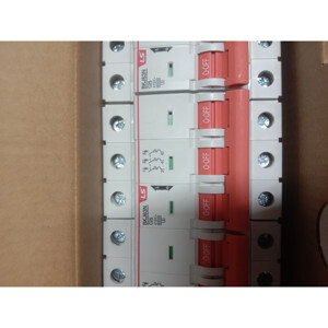 Cầu dao MCB LS BKN - 25A 6kA 3P