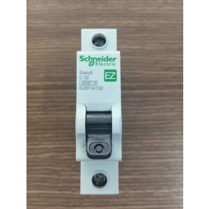 Cầu dao MCB Schneider EZ9F34132