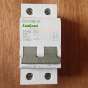 Cầu dao tự động loại 2 cực 32A PS45N/C2032